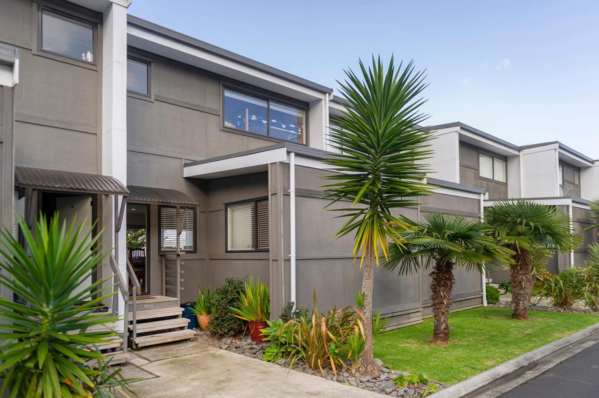 Aqua Soleil Beachfront Apartment Whitianga Kültér fotó